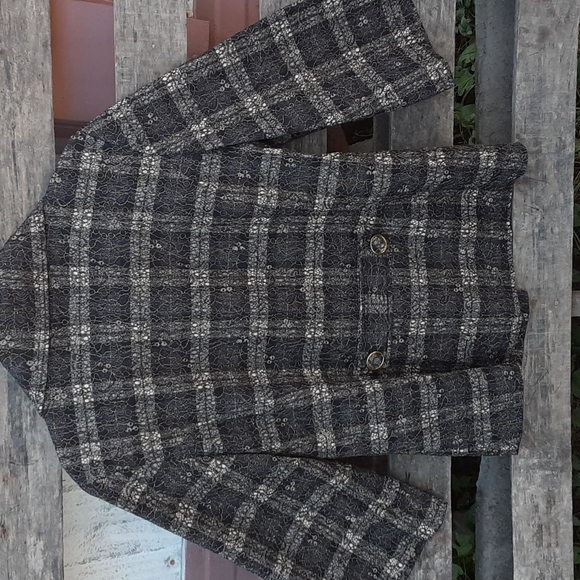 Jacket - Picture 4 of 4